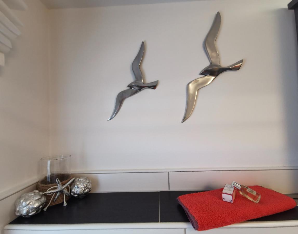 Hage Apartment *